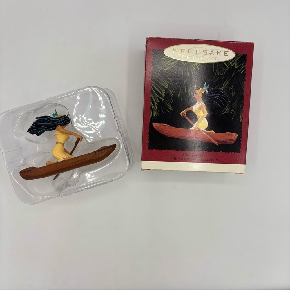 Hallmark Pocahontas Canoe Ornament Resin Figurine with Stand 1995 - Picture 5 of 14